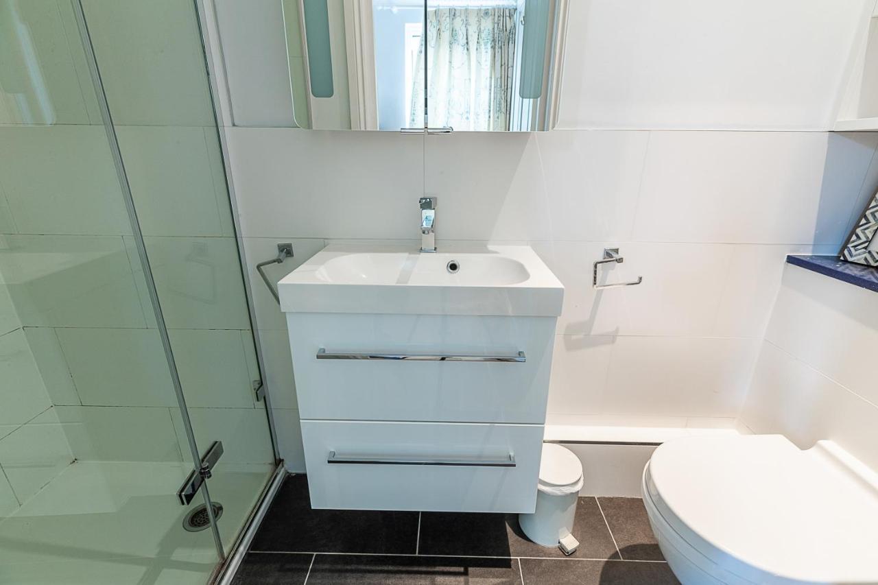 Joivy Stunning 3 Bed, 2 Bath House With Garden And Rooftop Terrace Apartment London Exterior photo